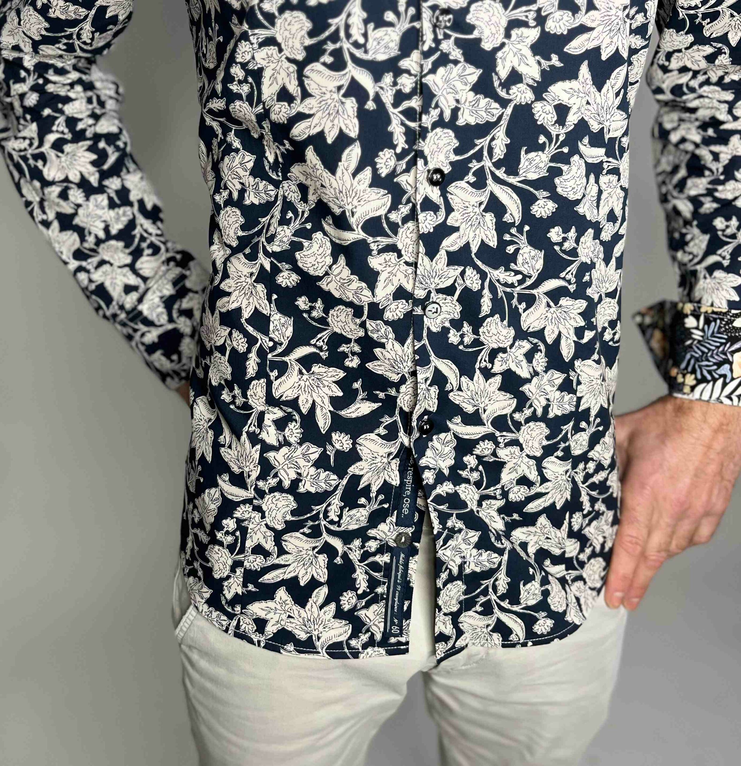 Chemie cintrée NUMEROLOGIE JOEL 06BV – Image 3