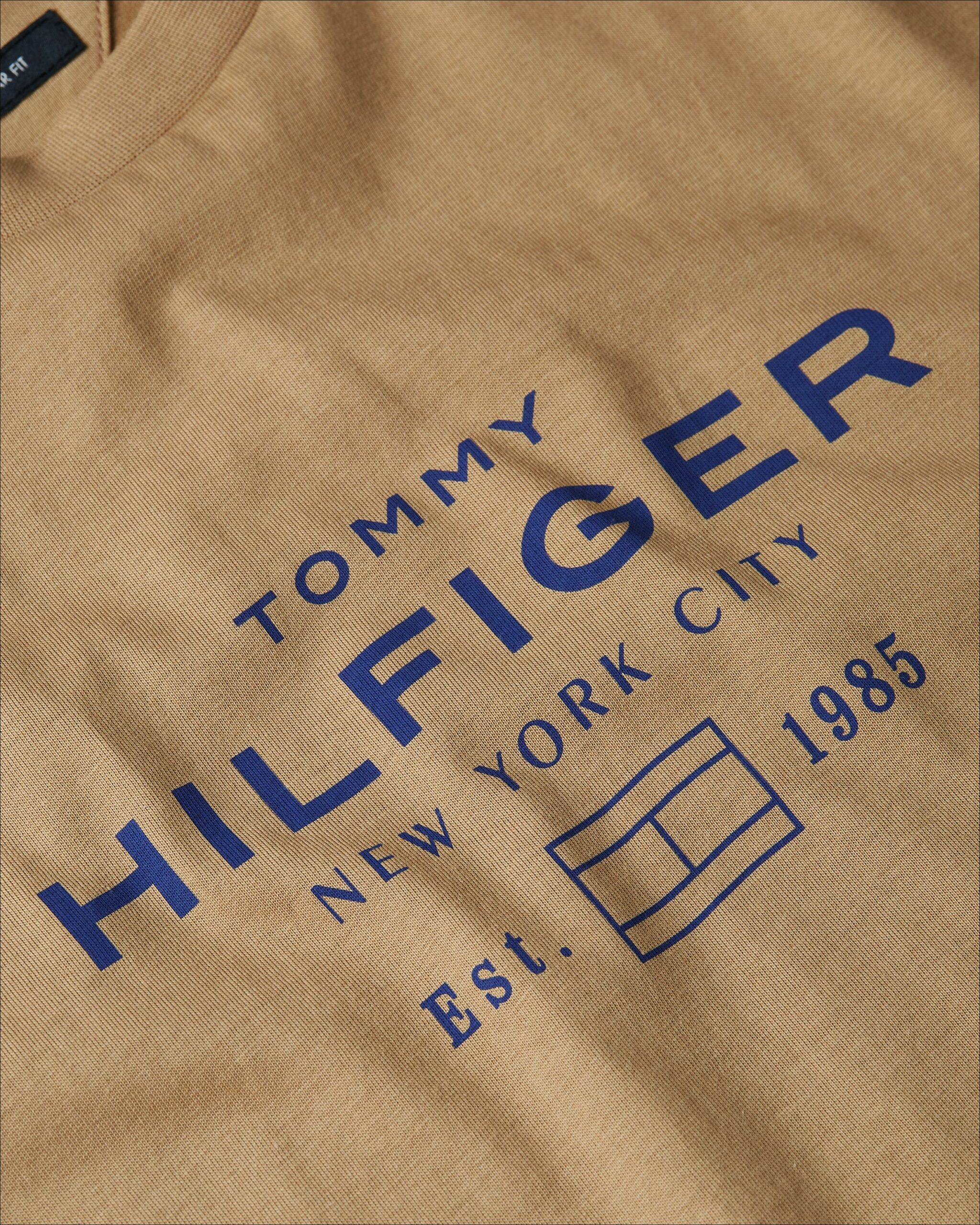 T-shirt TH à logo graphique et col ras-du-cou 066S – Image 2