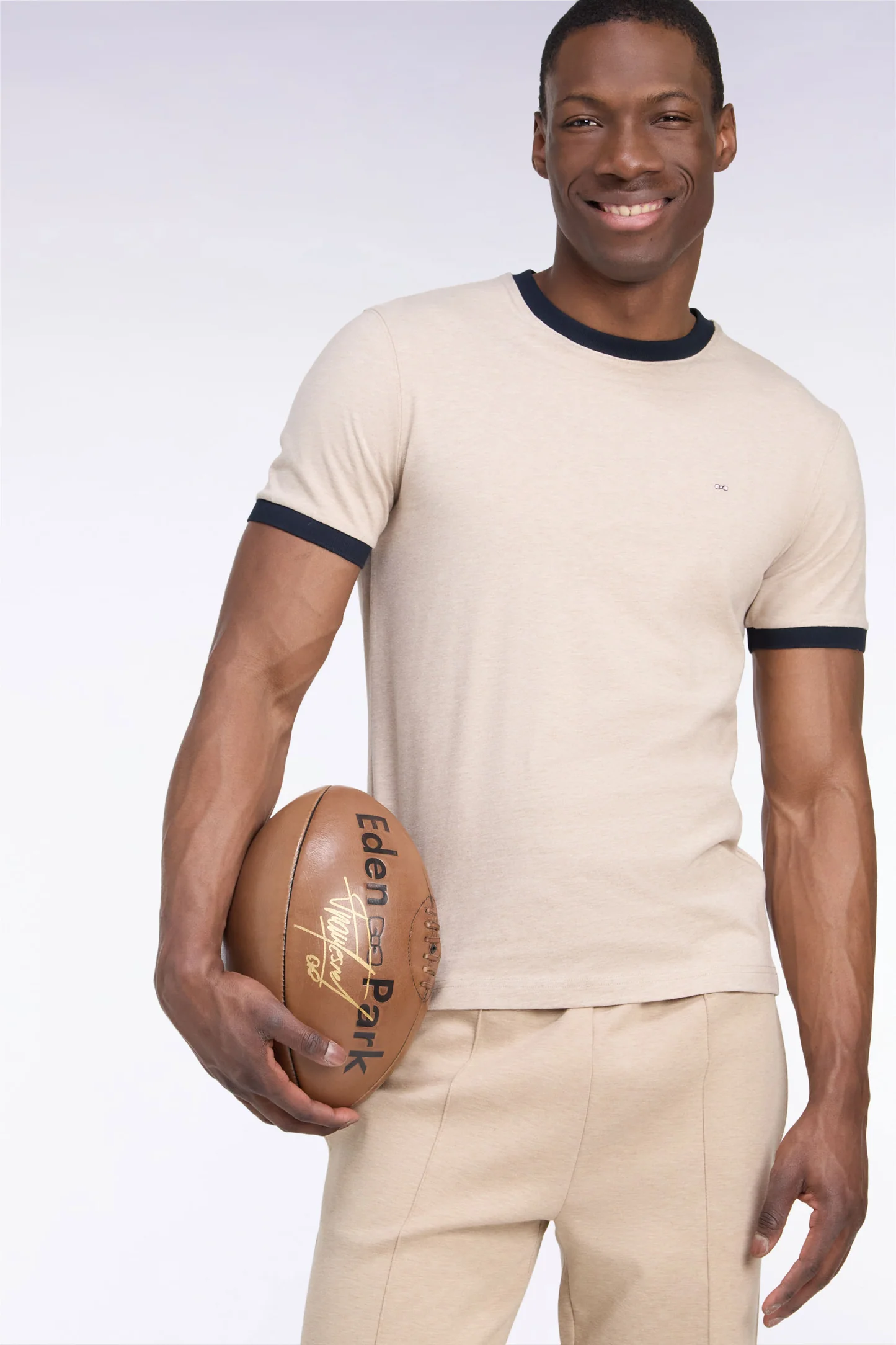 T-shirt manches courtes EDEN PARK en coton beige bords-côtes marine 06V5